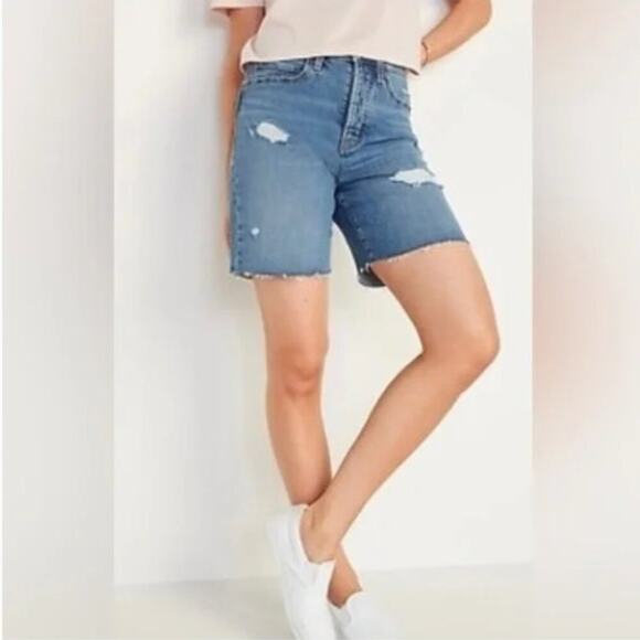 NEW Old Navy High Rise Denim Shorts Sky-Hi Straight Jean Size 16 NWT Distressed - Picture 1 of 8
